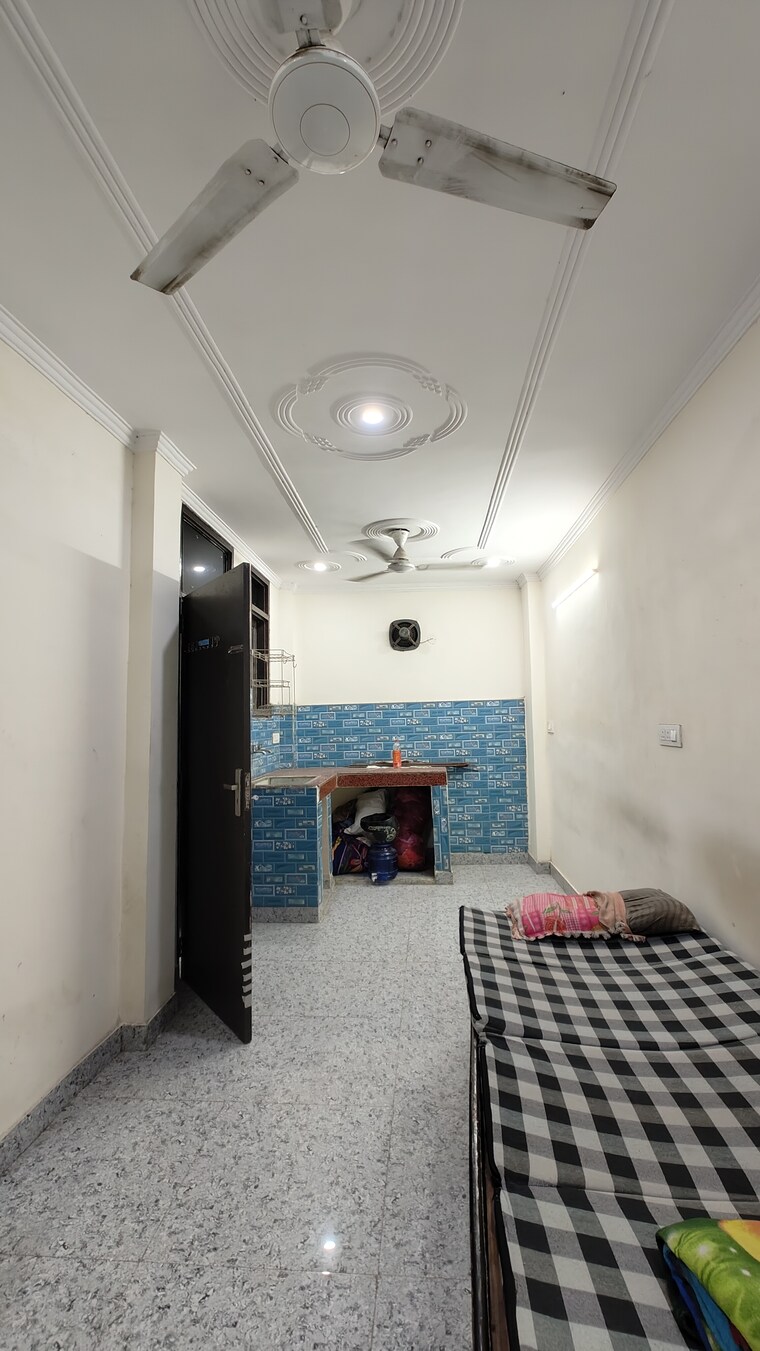 Kitchen, govindpuri 1 RK 100 Sq.Ft. Builder Floor In Govindpuri Delhi 9455977