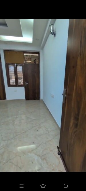 Room in 3 BHK Builder Floor at Kanha Apartments Indirapuram, Shakti Khand 2 – for Rent