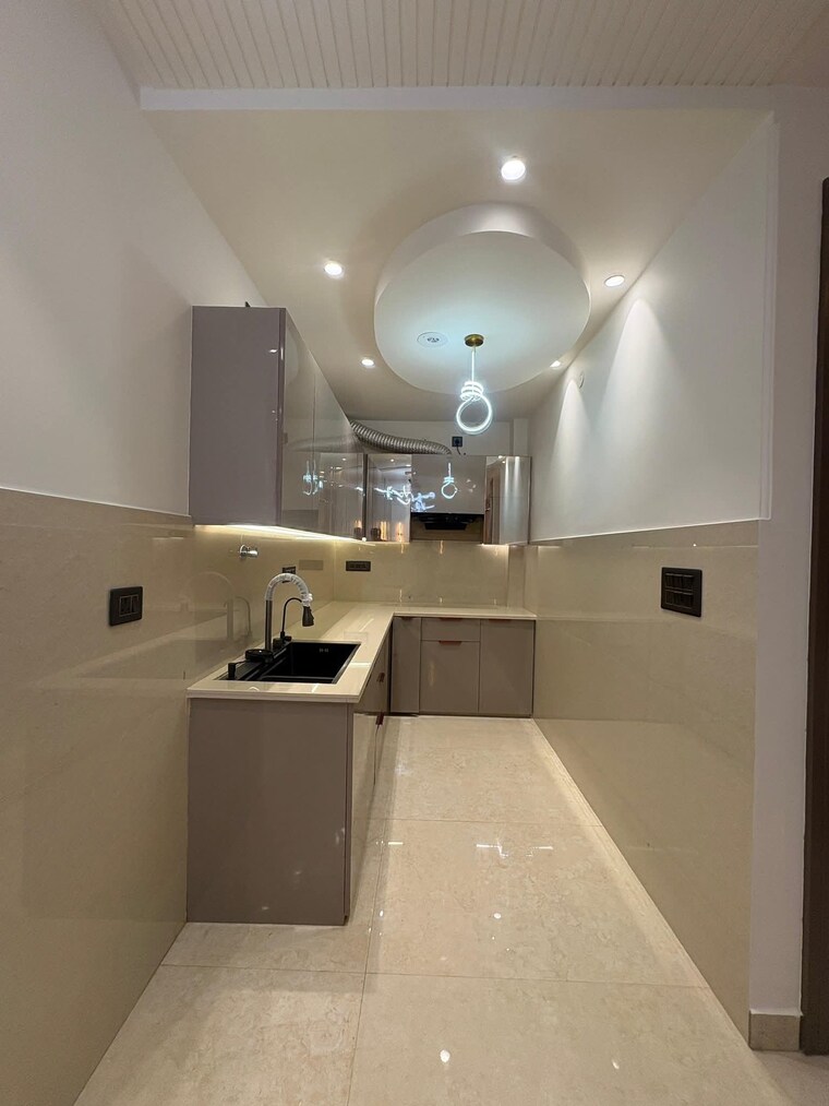 Kitchen, sa-homes-i 3.5 Bedroom 915 Sq.Ft. Builder Floor In Uttam Nagar Delhi 9456009