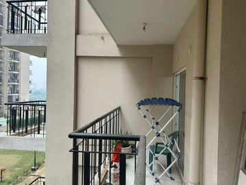 Staircase in 2.5 BHK Apartment at Amaatra Homes, Sector 10 Greater Noida – for Rent