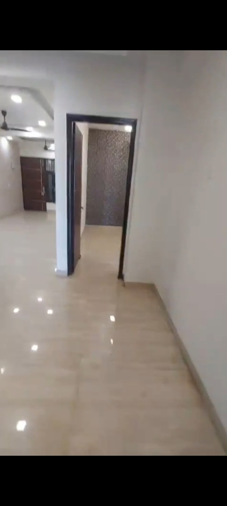 Room, kanha-apartments-indirapuram 3.5 Bedroom 1600 Sq.Ft. Builder Floor In Shakti Khand 2 Ghaziabad 9456056