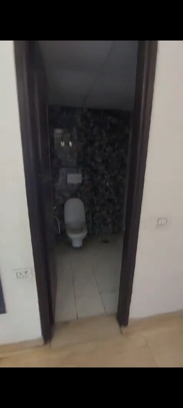 Bathroom in 3.5 BHK Builder Floor at Kanha Apartments Indirapuram, Shakti Khand 2 – for Rent