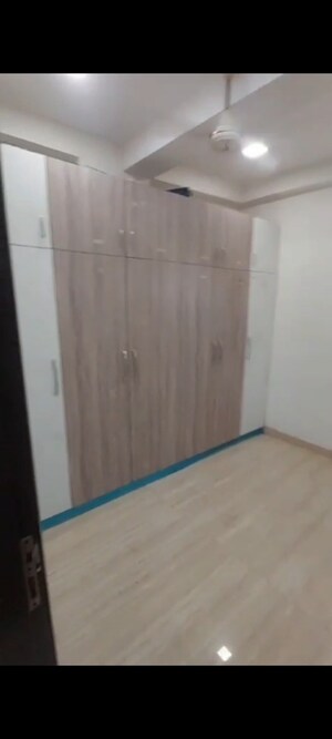 Building Lobby in 3.5 BHK Builder Floor at Kanha Apartments Indirapuram, Shakti Khand 2 – for Rent