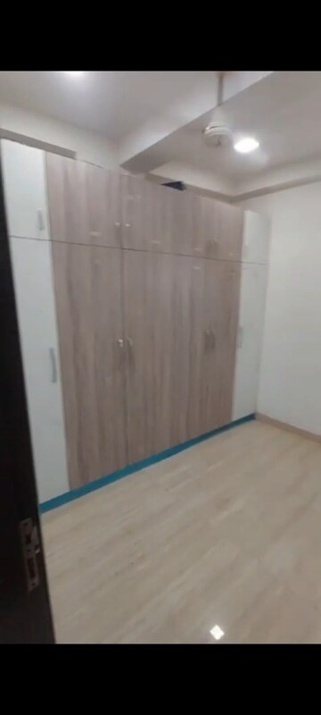 Building Lobby in 3.5 BHK Builder Floor at Kanha Apartments Indirapuram, Shakti Khand 2 – for Rent