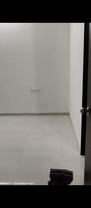 1 BHK Apartment For Rent in Runwal Gardens, Dombivli East