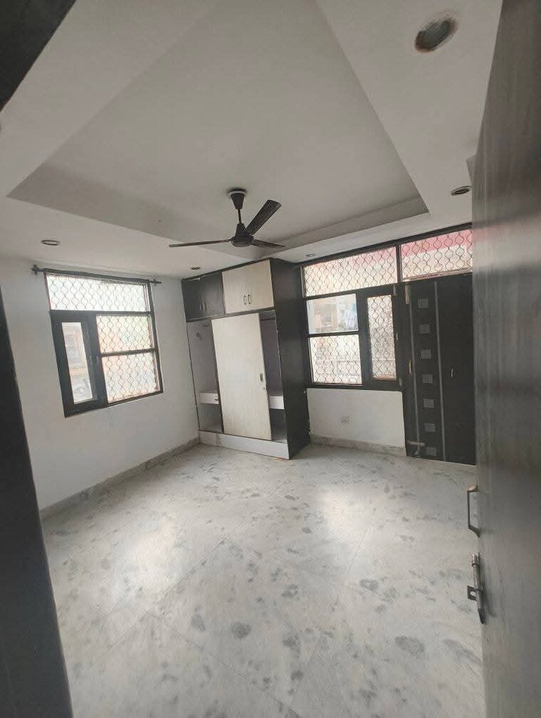 Room, chattarpur 2 Bedroom 830 Sq.Ft. Builder Floor In Chattarpur Delhi 9456125