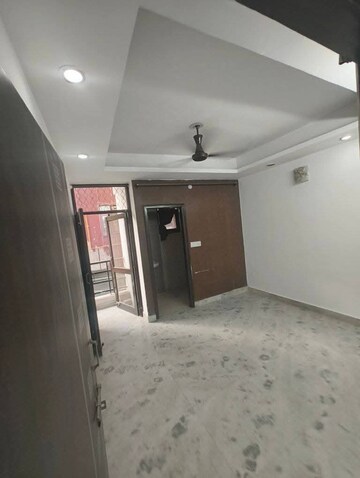 2 BHK Builder Floor For Rent in Chattarpur