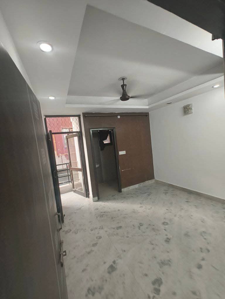 2 BHK Builder Floor For Rent in Chattarpur 