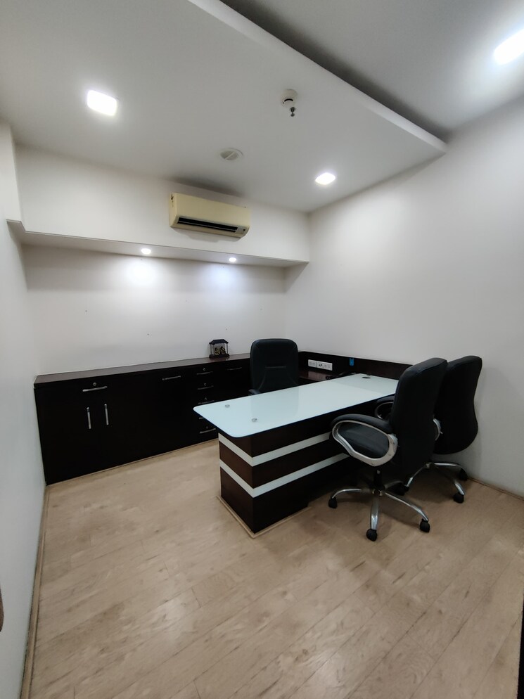 Team Area, kanakia-zillion Commercial Office Space 2881 Sq.Ft. In Kurla West Mumbai 9456151