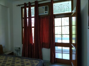 Bedroom in 3 BHK Apartment at Sector 50 – for Rent