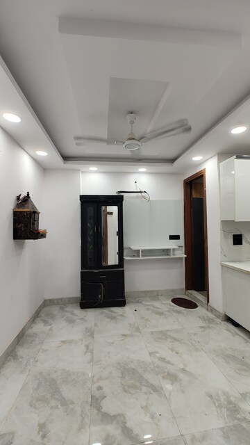 Living Room in 1 BHK Builder Floor at Govindpuri – for Sale