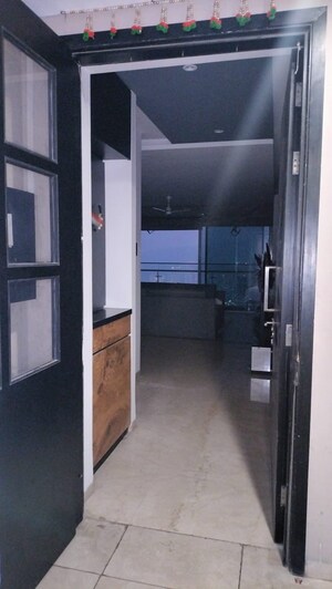  3 BHK Apartment at Oberoi Realty Esquire, Goregaon East – for Rent