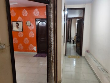 Furnished Amenities in 2 BHK Builder Floor at Sector 44 – for Rent