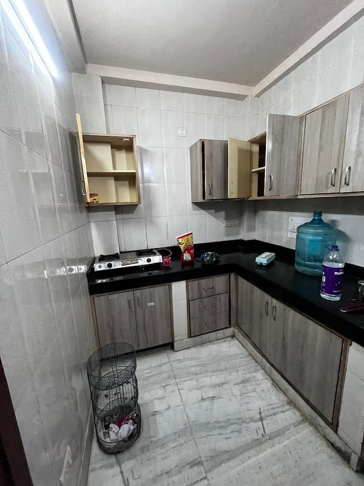 Kitchen, saket 2 Bedroom 800 Sq.Ft. Builder Floor In Saket Delhi 9456194