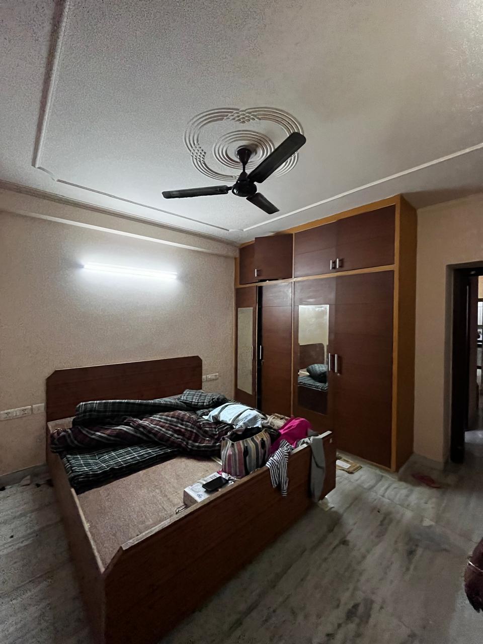 2 BHK Builder Floor For Rent in Saket