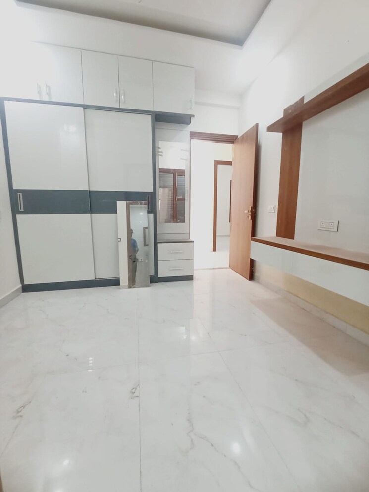 Room, pir machalla 3 Bedroom 1260 Sq.Ft. Apartment In Pir Machalla Zirakpur 9456199