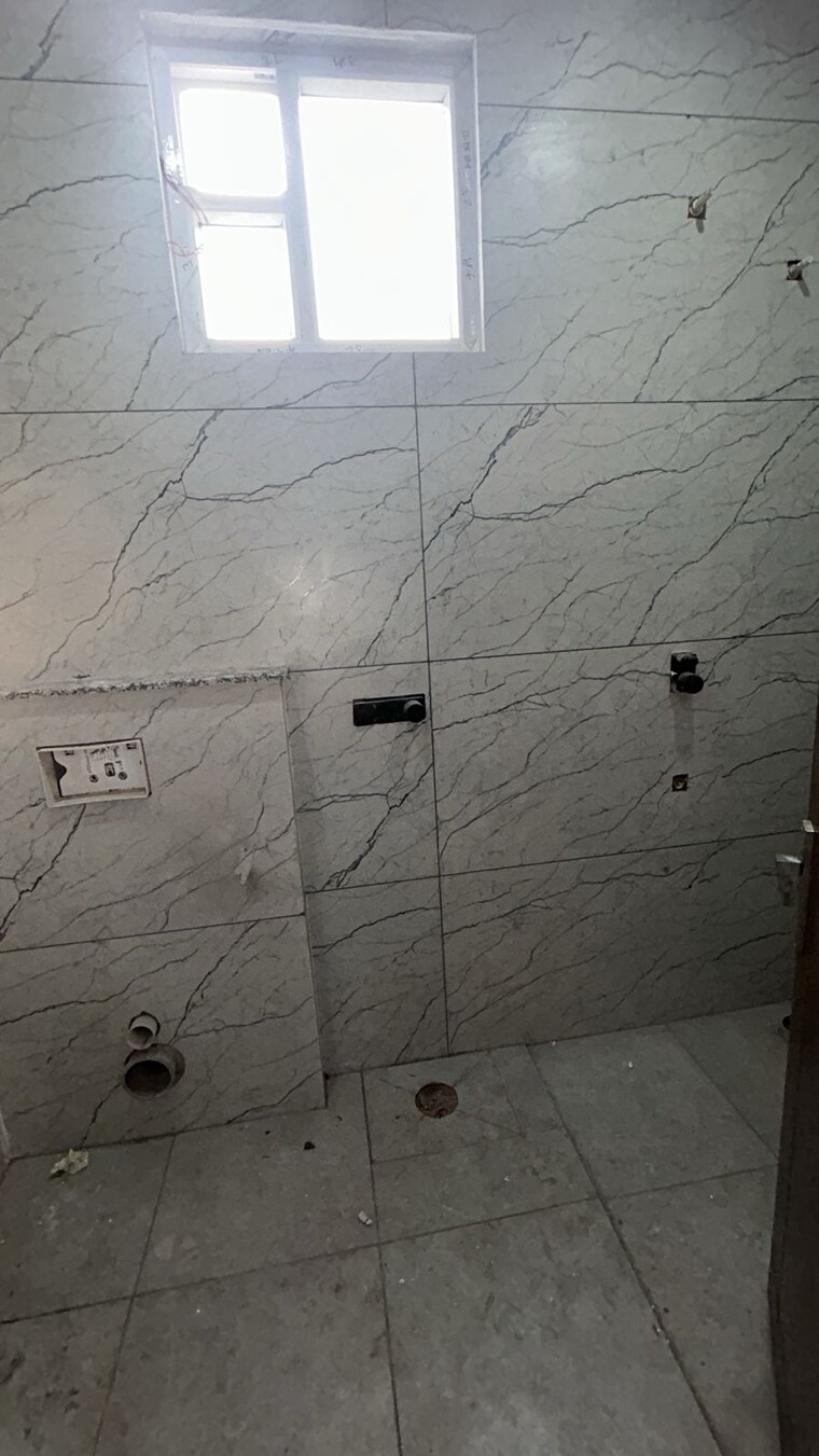 Bathroom, sahastradhara road 3 Bedroom 167 Sq.Yd. Builder Floor In Sahastradhara Road Dehradun 9456208