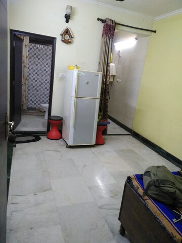 1 RK Builder Floor For Rent in Lajpat Nagar 4