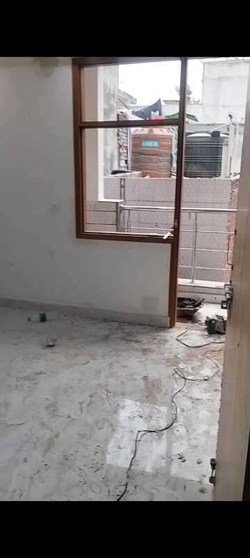 3 BHK Builder Floor For Sale in Mandawali