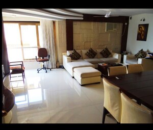 3 BHK Apartment For Sale in Sea Breeze Building Juhu, Juhu