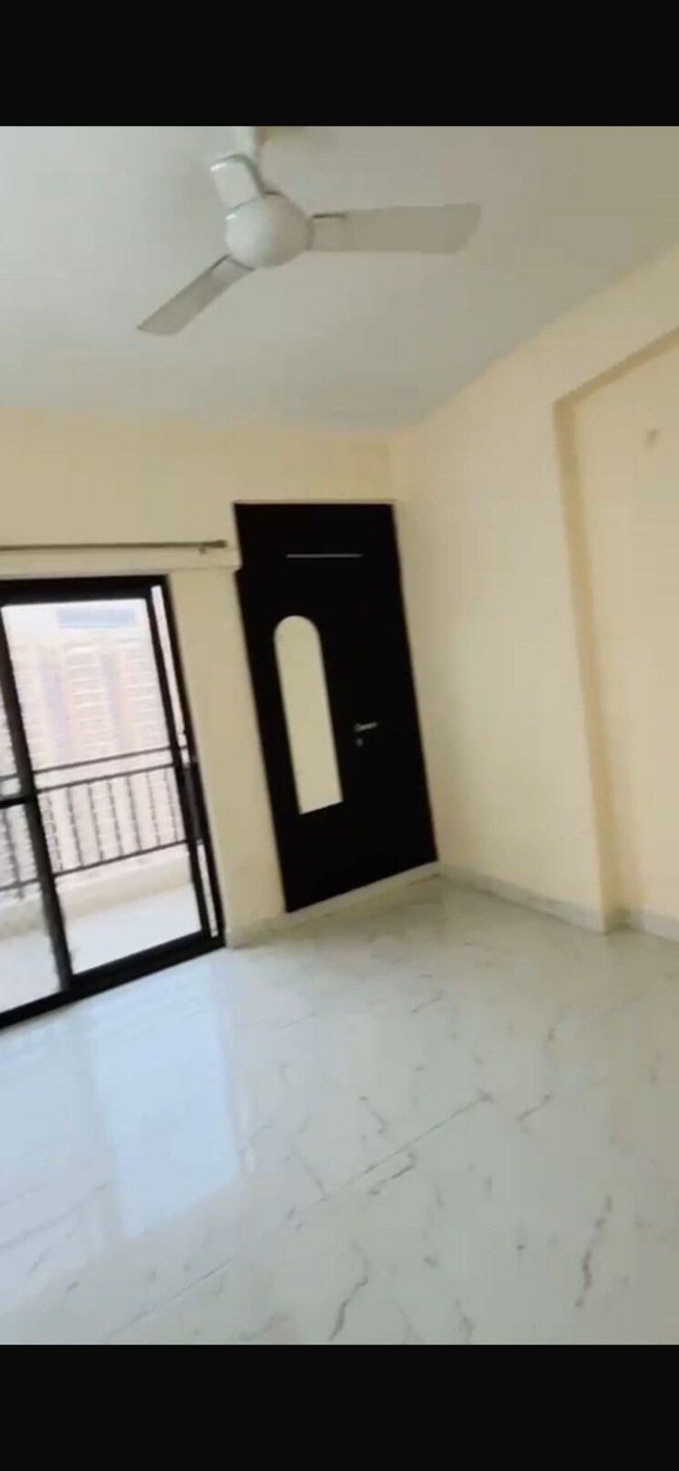 Room, the-golden-gate 3 Bedroom 1635 Sq.Ft. Apartment In Mahurali Ghaziabad 9456227