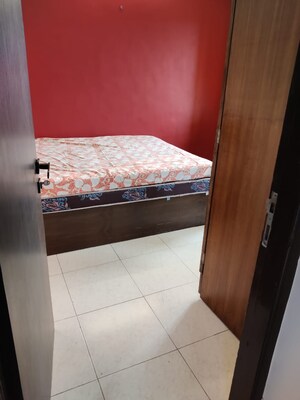 Bedroom in 2 BHK Apartment at Deep Tower, Andheri West – for Rent