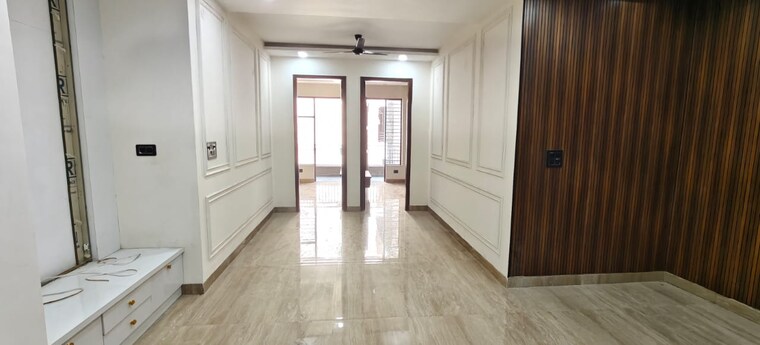Room, puri-aman-vilas 4 Bedroom 3150 Sq.Ft. Builder Floor In Sector 89 Faridabad 9456274
