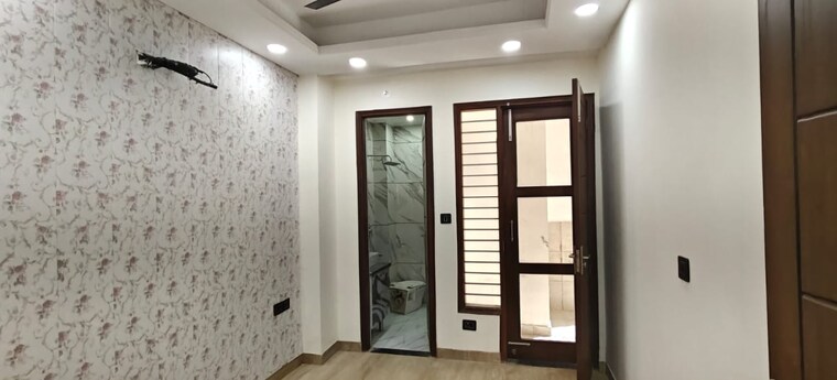 Room, puri-aman-vilas 4 Bedroom 3150 Sq.Ft. Builder Floor In Sector 89 Faridabad 9456274