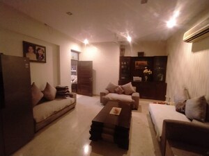 Living Room in 1 BHK Builder Floor at Sector 4 – for Rent
