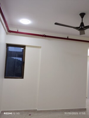 Room in 3 BHK Apartment at Kanakia Silicon Valley, Powai – for Rent