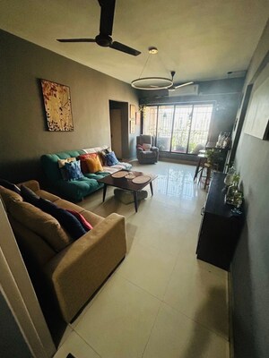 Master Bedroom in 2 BHK Apartment at Montreal Tower, Andheri West – for Rent