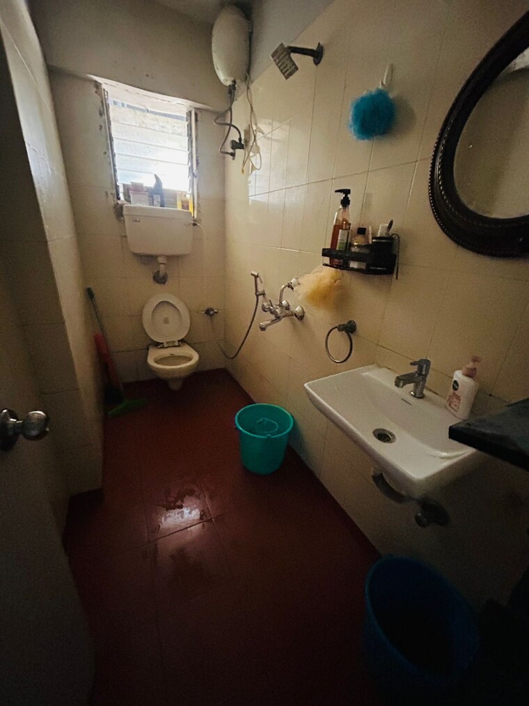 Bathroom, montreal-tower 2 Bedroom 780 Sq.Ft. Apartment In Andheri West Mumbai 9456277