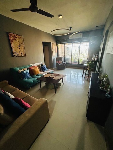 2 BHK Apartment For Rent in Montreal Tower, Andheri West