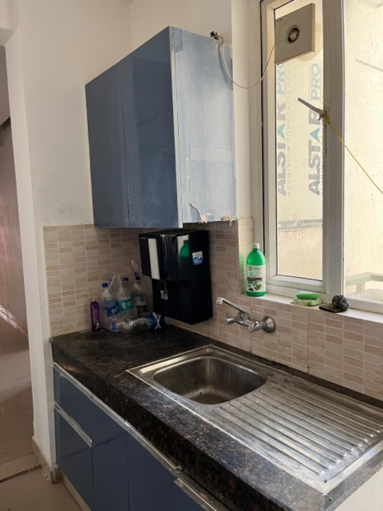 Kitchen, emaar-imperial-gardens 3 Bedroom 2025 Sq.Ft. Apartment In Sector 102 Gurgaon 9456285