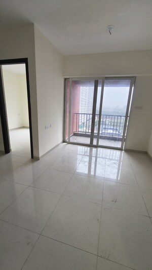 Room in 2 BHK Apartment at Kolte Patil R10, Hinjewadi – for Rent