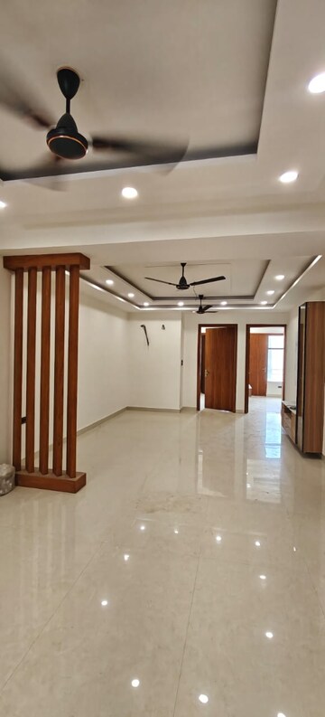 Living Room in 3 BHK Builder Floor at TDI The Grand Retreat, Sector 88 – for Sale