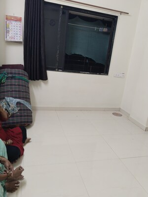 1 RK Apartment For Rent in Naupada