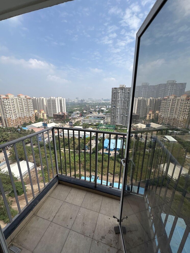 Balcony, godrej-hillside-2 1 Bedroom 489 Sq.Ft. Apartment In Mahalunge Pune 9456308