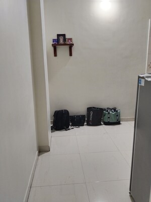 Furnished Amenities in 1 RK Apartment at Naupada – for Rent