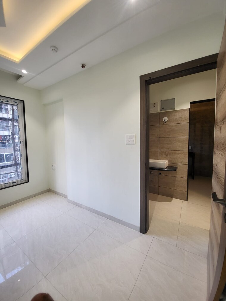 Room, kalpataru-paramount 2 Bedroom 850 Sq.Ft. Apartment In Kapur Bawdi Thane 9456324