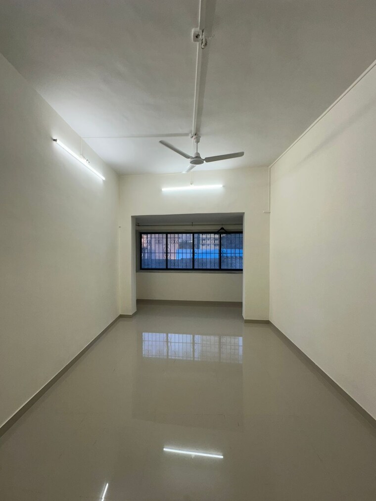 Room, sugee-laxmi-niwas 2 Bedroom 720 Sq.Ft. Apartment In Dadar West Mumbai 9456329