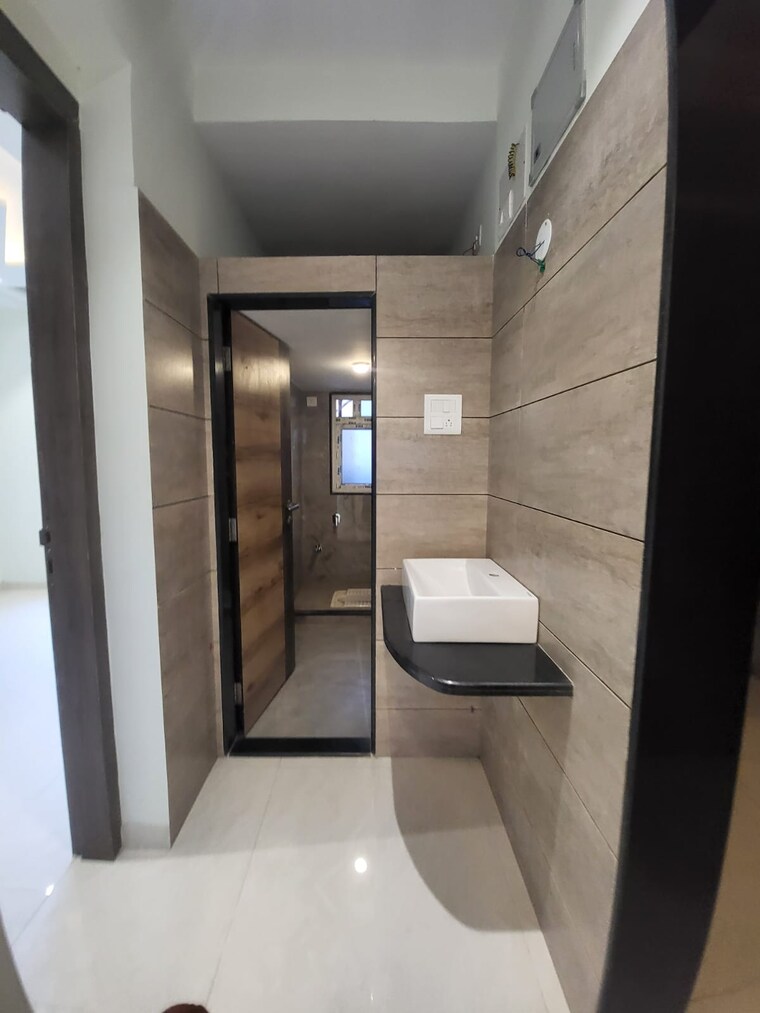Bathroom, ram-pushpanjali-residency 1 Bedroom 615 Sq.Ft. Apartment In Owale Thane 9456342