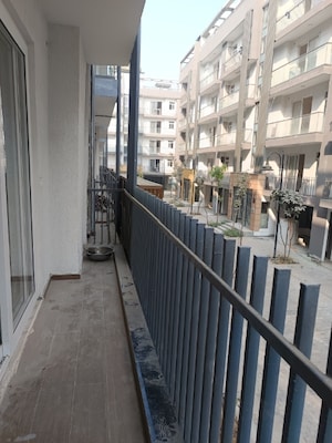 Balcony in 2.5 BHK Apartment at M3M Soulitude, Sector 89 – for Rent