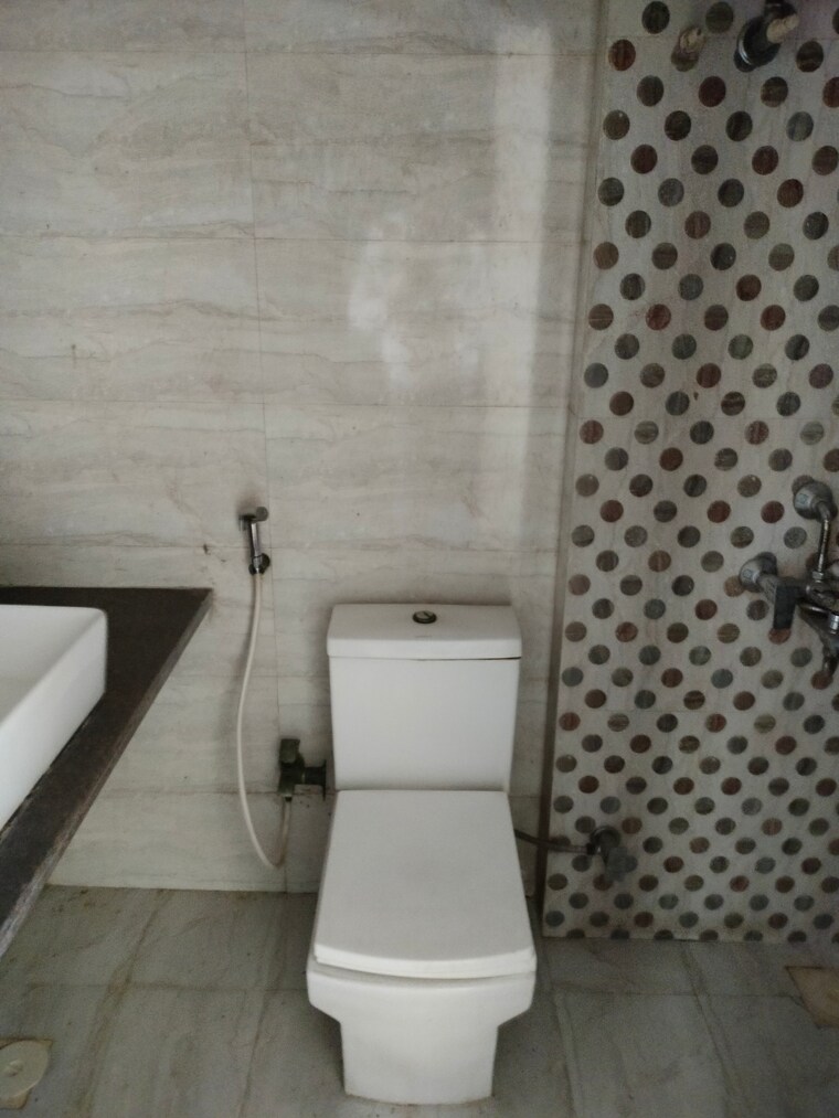 Bathroom, ajmera-new-era 2 Bedroom 999 Sq.Ft. Apartment In Kalyan West Thane 9456408