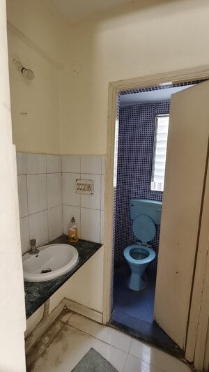 Bathroom in 1 BHK Apartment at Viman Nagar – for Rent
