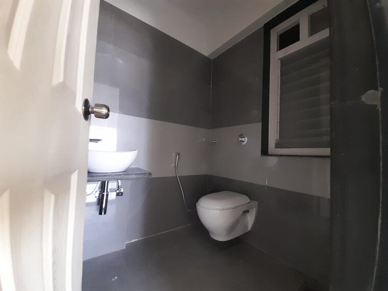 Bathroom, prem nagar 2 Bedroom 780 Sq.Ft. Apartment In Prem Nagar Mumbai 9456434