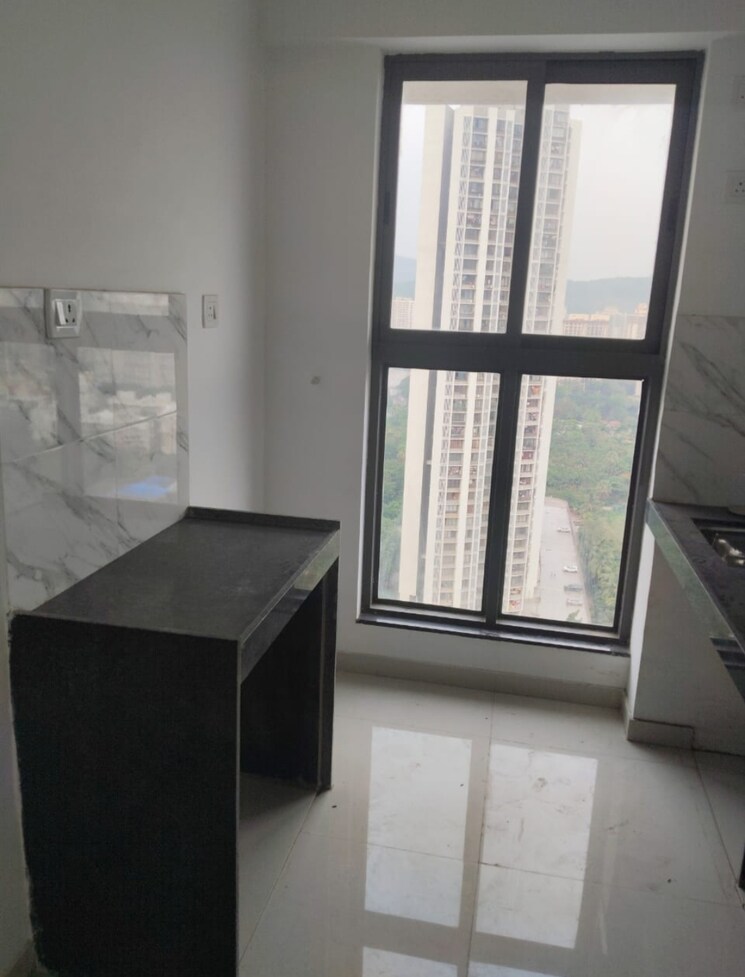 Kitchen, uk-iridium 1 Bedroom 410 Sq.Ft. Apartment In Kandivali East Mumbai 9456418
