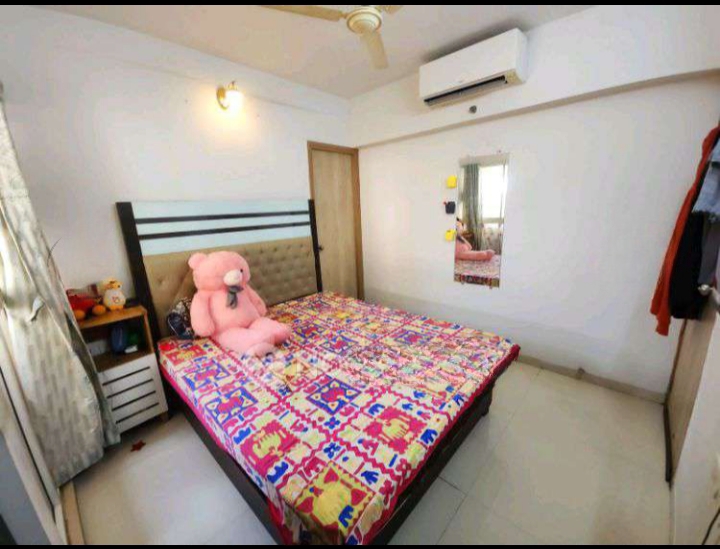 2 BHK + Pooja Room Apartment For Sale in Lodha Upper Thane Meadows