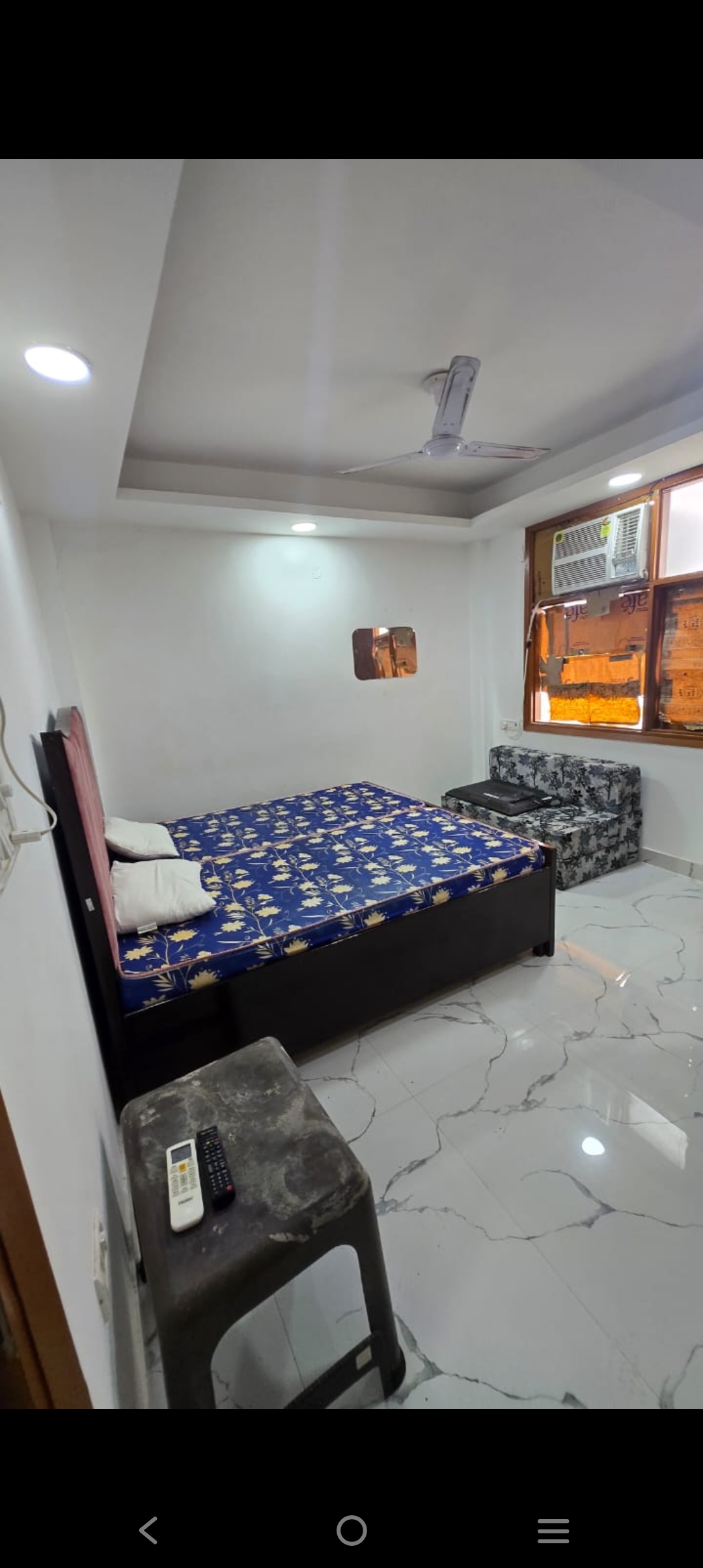 1 BHK Builder Floor For Rent in Saket