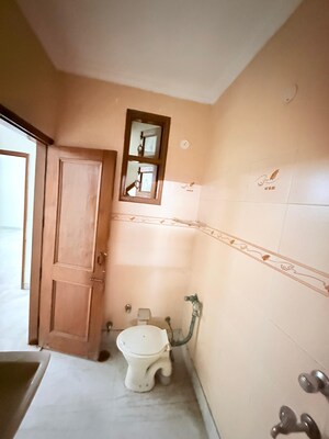 Bathroom in 3.5 BHK Builder Floor at Paschim Vihar – for Rent